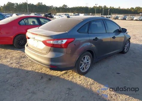 2012 Ford Focus S из США, поврежденный, VIN 1FAHP3E20CL408257